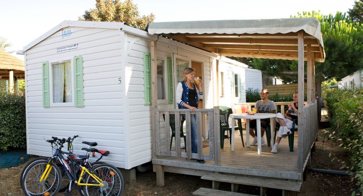 Mobil-home Riviera camping Les Peupliers