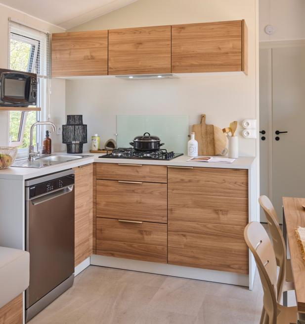 Cuisine mobil-home Génération Clim camping Le Petit Rocher