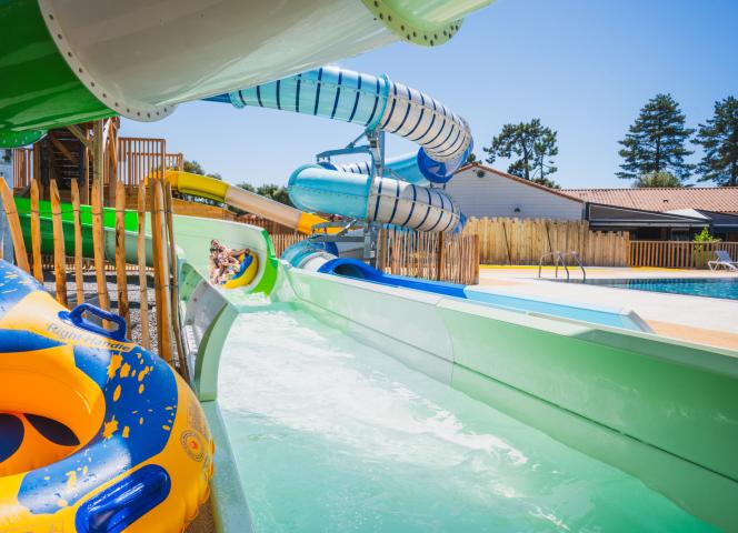 Découvrez les nouveaux toboggans aquatiques du camping Signol sur l'Ile d'Oléron