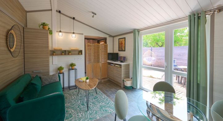 Chalet Prestige avec jacuzzi et sauna privatifs 2/4 personnes