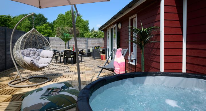 Jacuzzi chalet Prestige camping La Mignardière