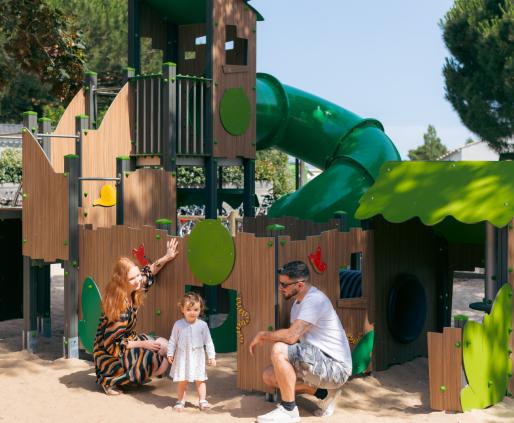 Aire de jeux camping Les Peupliers