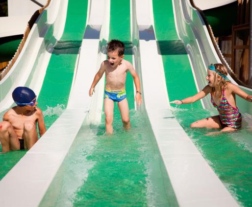 toboggans-camping-mignardiere-chateaux-loire