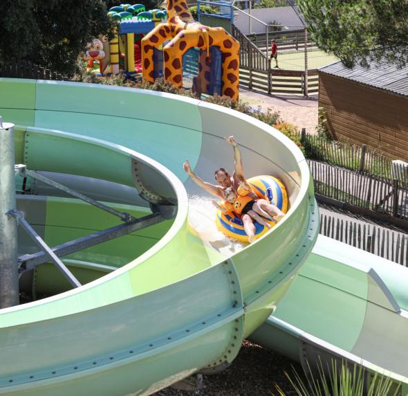 camping piscine couverte toboggan vendée