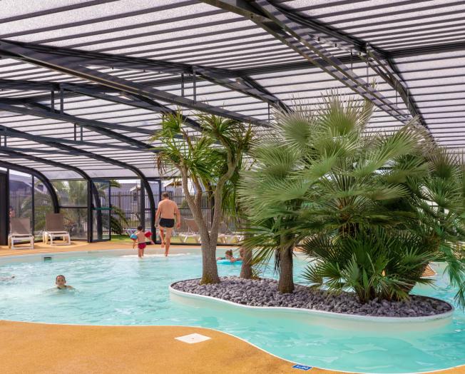 camping piscine couverte quiberon