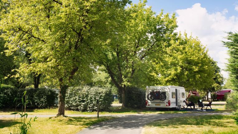 Emplacement pour des vacances en camping